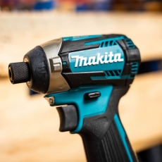MAKITA DTD154Z 18v LXT Brushless Impact Driver BODY ONLY MAKITA DTD154Z 18v LXT Brushless Impact Driver BODY ONLY