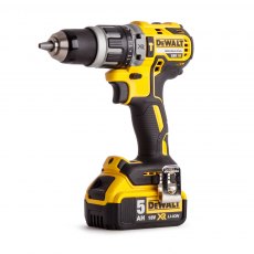 DEWALT DCD796P1 18V XR Brushless Combi Drill with 1x5ah Li-ion Battery DEWALT DCD796P1 18V XR Brushless Combi Drill with 1x5ah Li-ion Battery