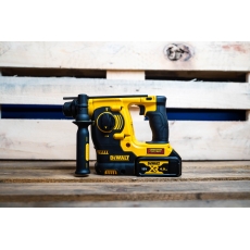 DEWALT DCH253M2 18v SDS Plus Hammer Drill with 2x4ah Batteries DEWALT DCH253M2 18v SDS Plus Hammer Drill with 2x4ah Batteries