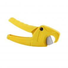 STANLEY 0-70-450 28mm Plastic Pipe Cutter