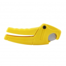 STANLEY 0-70-450 28mm Plastic Pipe Cutter STANLEY 0-70-450 28mm Plastic Pipe Cutter