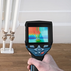 BOSCH GTC400C 12v Thermal Imaging Camera comes with 1x1.5Ah Batteries BOSCH GTC400C 12v Thermal Imaging Camera comes with 1x1.5Ah Batteries